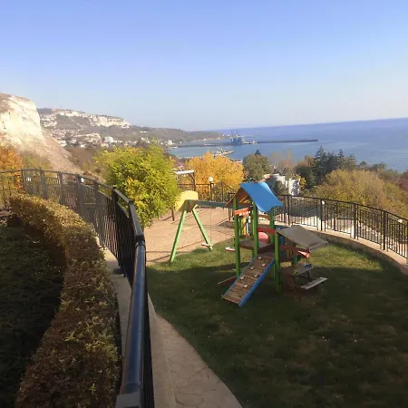Apartment Queen's View App-9 Free Pool,parking, Fitness & Sea View Balchik